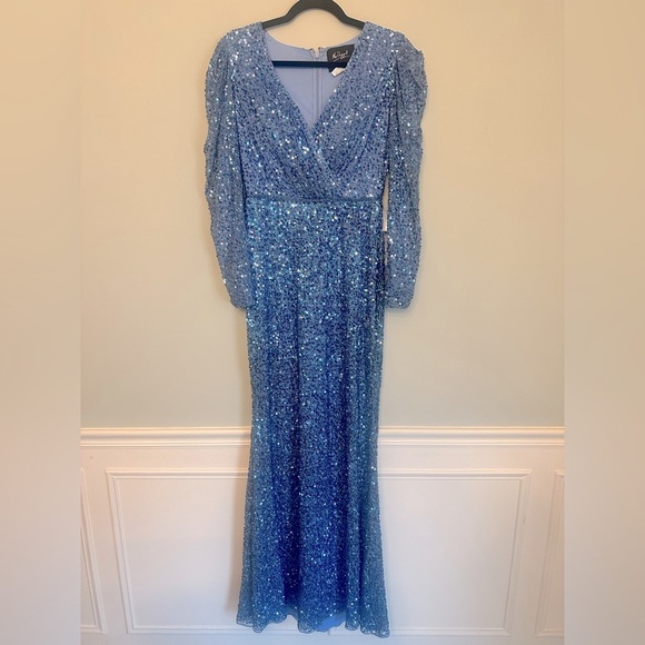 NWT Mac Duggal Blue Puff Shoulder Sequined Surplice Gown French Blue Sz 4 - Picture 4 of 16